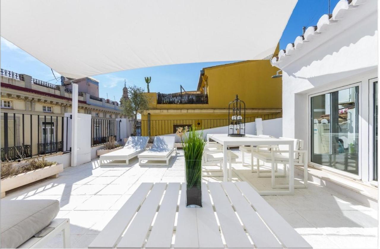 No Turistic Rental, Duplex Penthouse In The Historic Center, Valencia, Ideal For Those Looking To Stay In The City For A Season, Including Professionals And Students Exterior photo